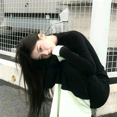 他的模样